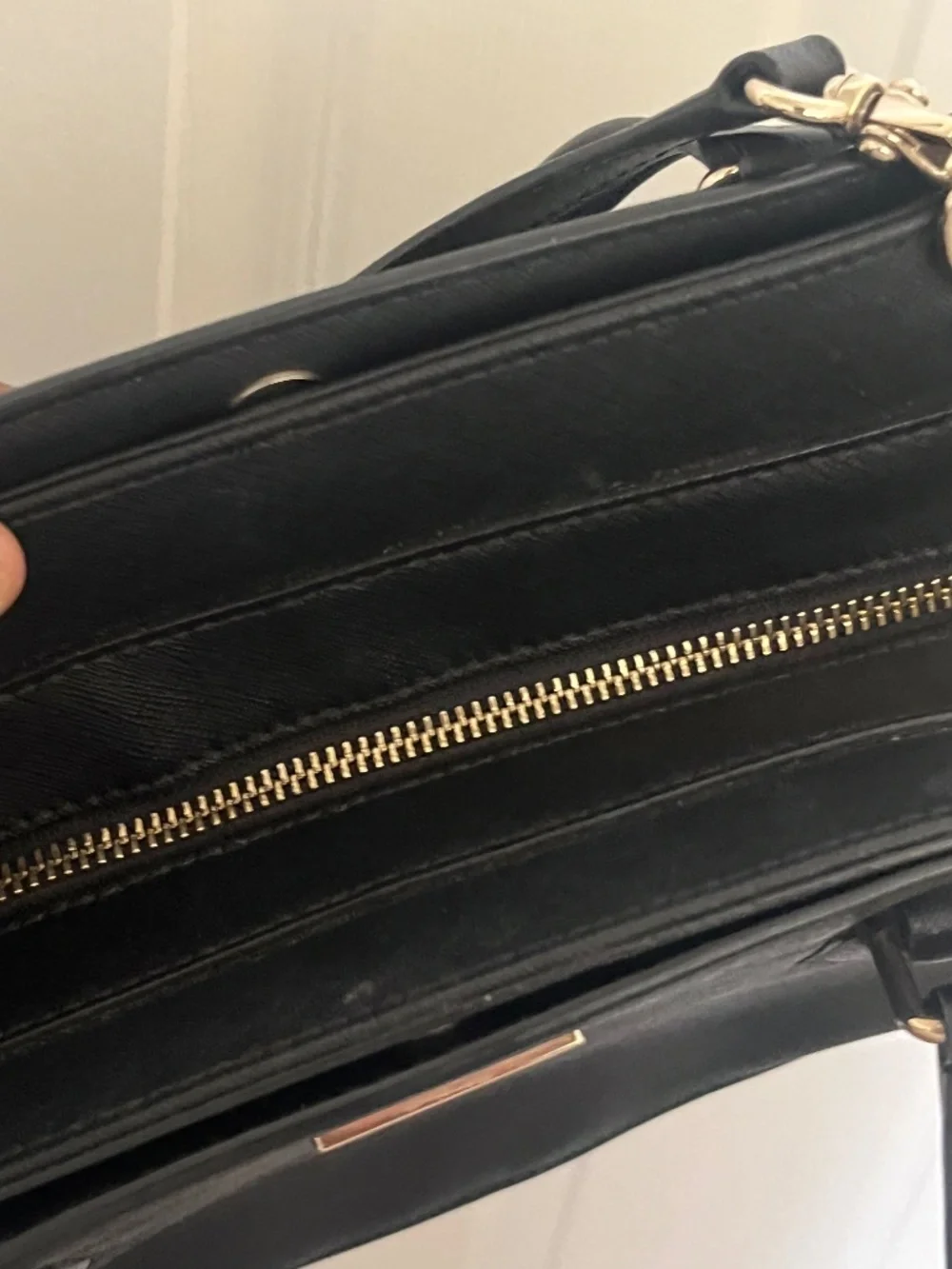 Black Kate Spade Laurel Way Leighann Crossbody Tote bag